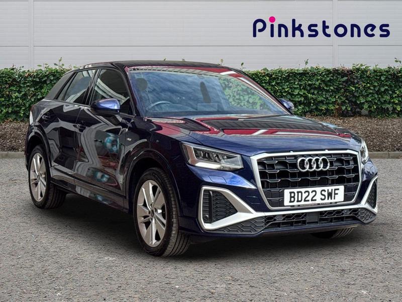 AUDI Q2