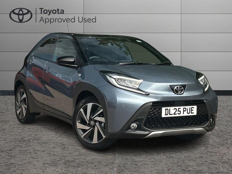 TOYOTA AYGO X