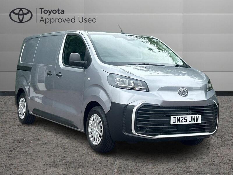 TOYOTA PROACE