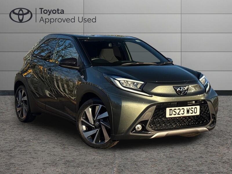 TOYOTA AYGO X