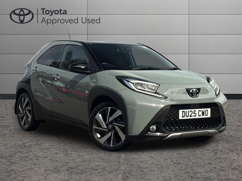 TOYOTA AYGO X