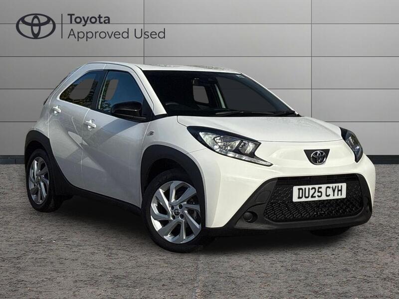 TOYOTA AYGO X