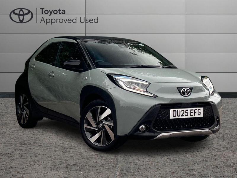TOYOTA AYGO X