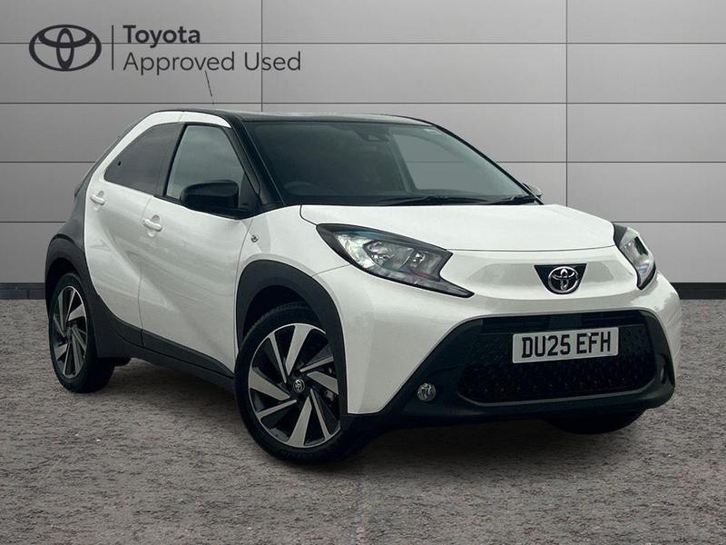 TOYOTA AYGO X