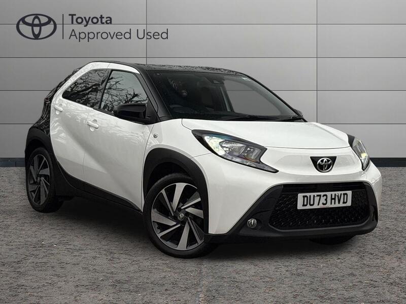 TOYOTA AYGO X