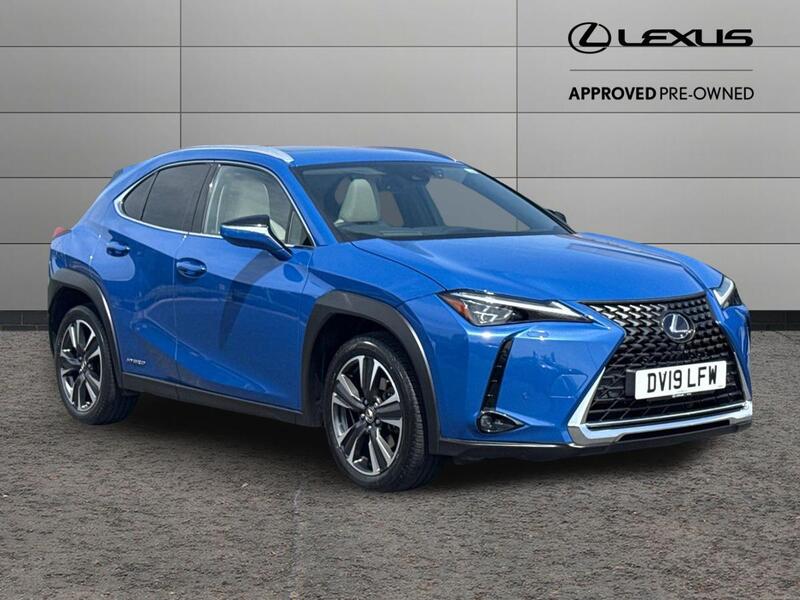 LEXUS UX