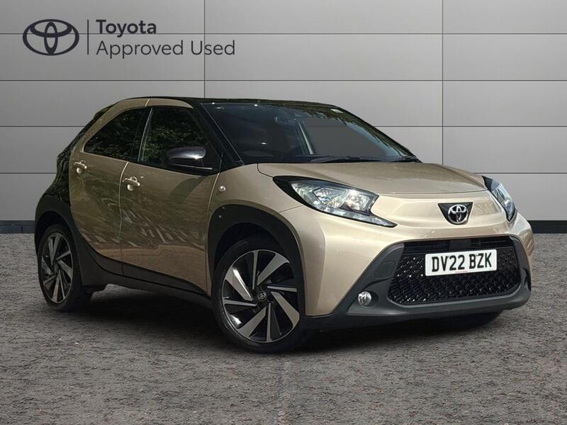 TOYOTA AYGO X