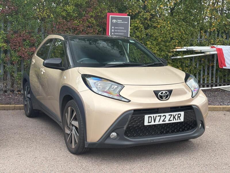 TOYOTA AYGO X