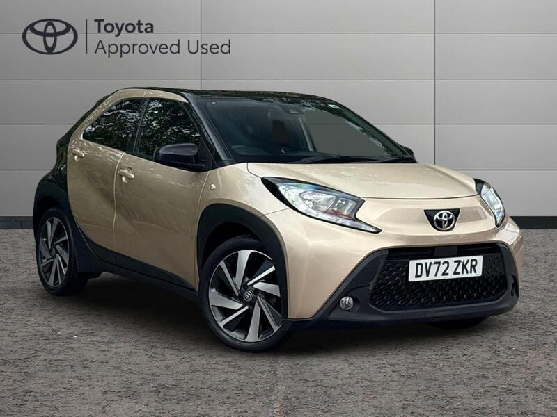TOYOTA AYGO X