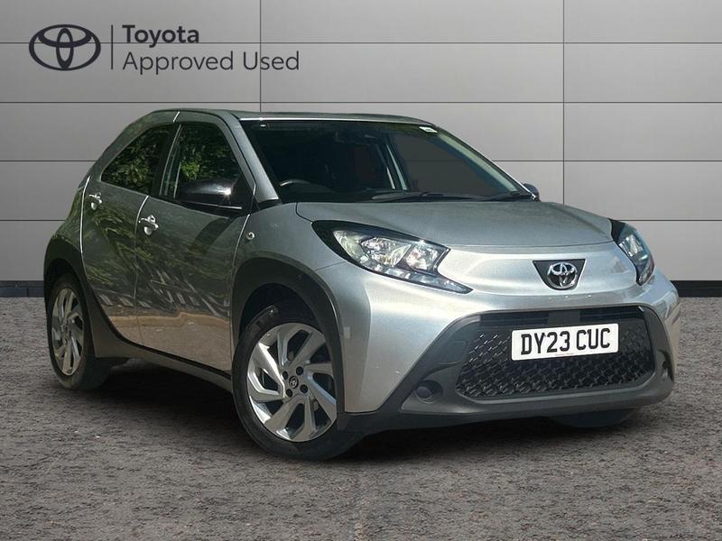 TOYOTA AYGO X
