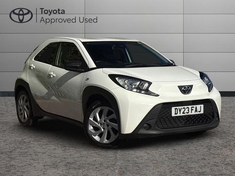 TOYOTA AYGO X