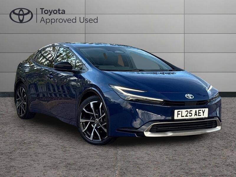 TOYOTA PRIUS