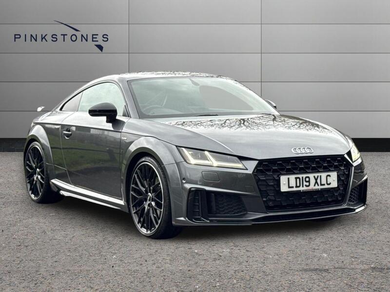 AUDI TT
