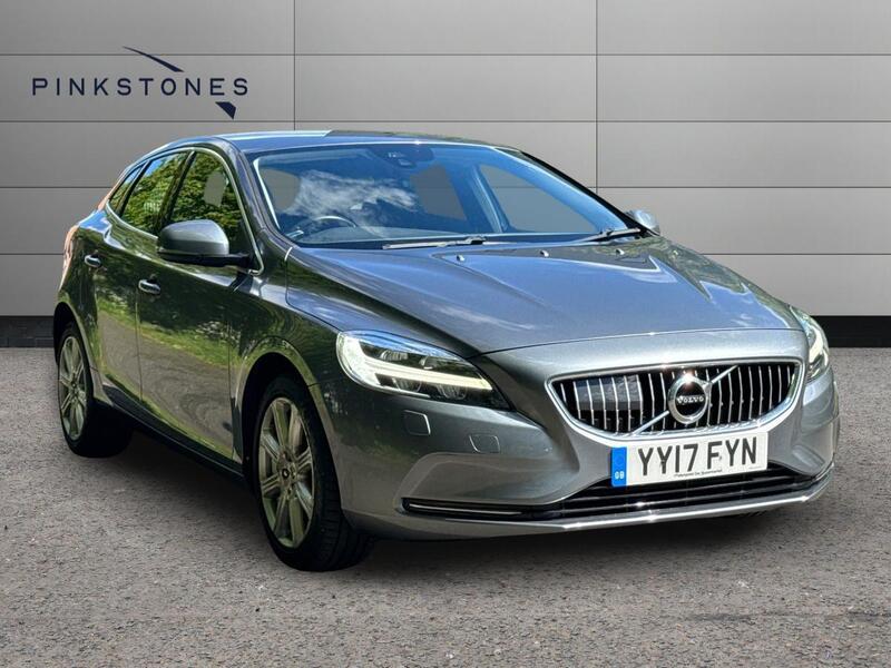 VOLVO V40